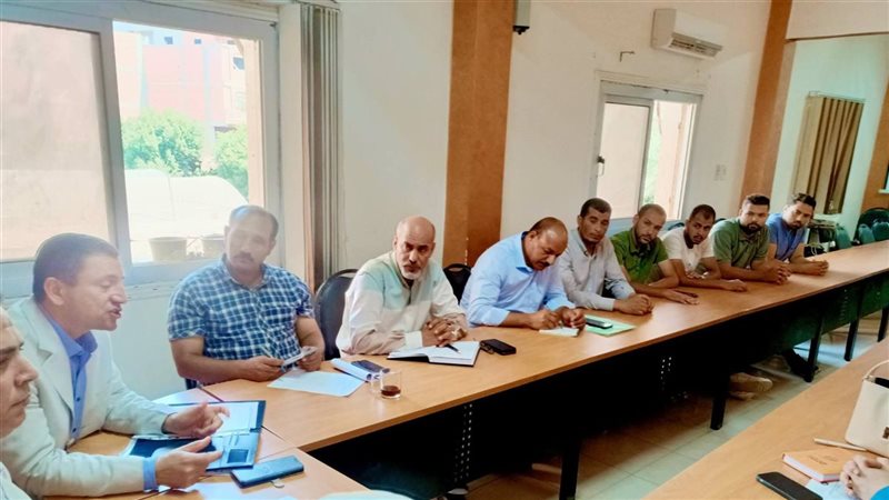 اجتماع بين الزراعة