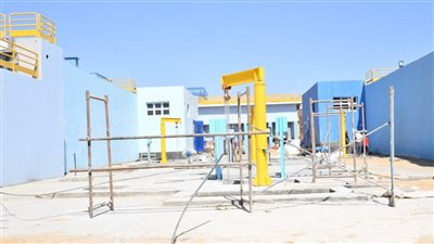 محافظ الفيوم يتابع التشغيل التجريبي لتوسعات محطة مياه الشرب الجديدة بالعزب