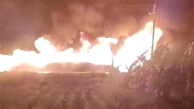 السيطرة على حريق مواسير صرف صحي بأبوقرقاص بالمنيا