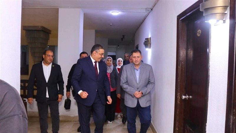 محافظ دمياط يتفقد