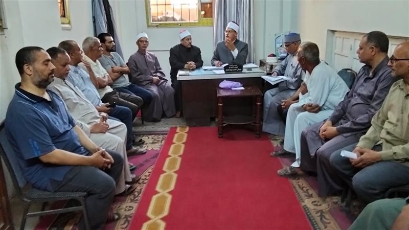 متابعة العمل باوقاف