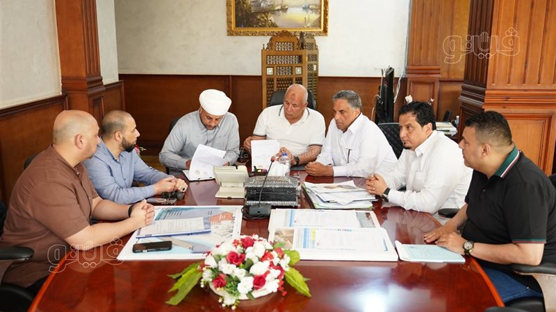 محافظ مطروح يوقع