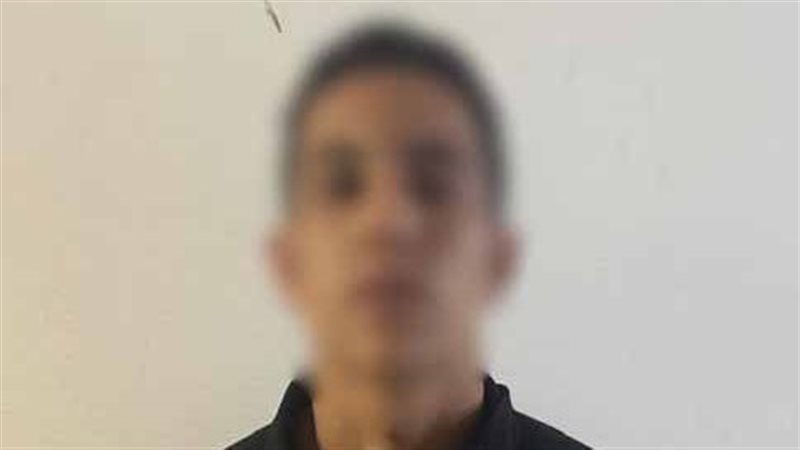 ضبط عامل بالبحيرة