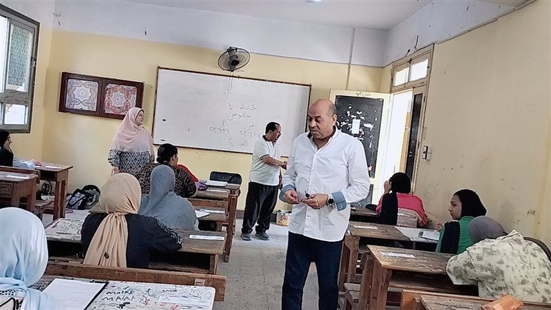 امتحانات طلاب الإعدادية،