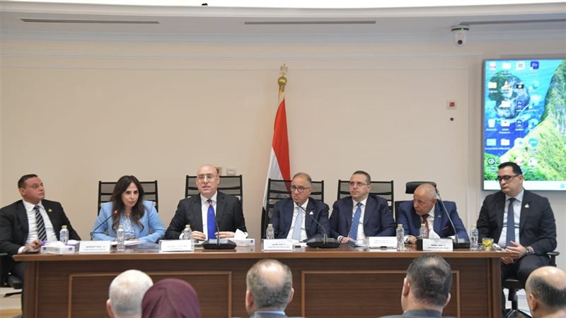 لجنة الإسكان 