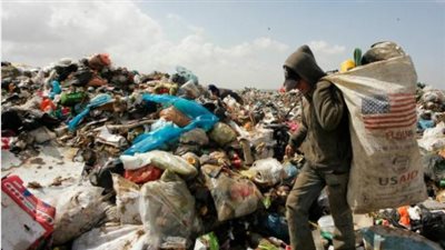 متسولون ومدمنو مخدرات وخطر على الدولة، وزير سابق يحذر من انتشار ظاهرة النباشين