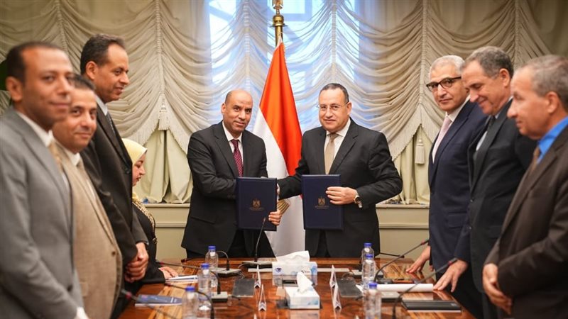 وزيرا العمل والتعليم