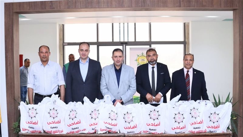 محافظ دمياط يشهد