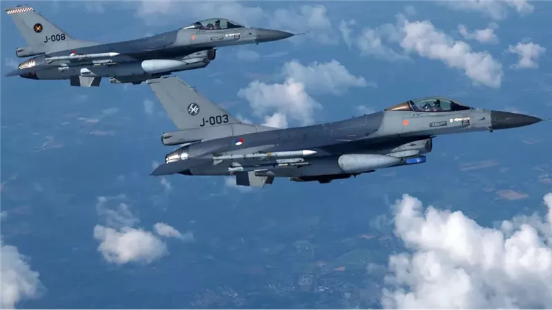 مقاتلات F-16