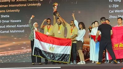 طالبان من الأكاديمية العربية يتوجان بالجائزة الكبرى في مسابقة هواوي العالمية