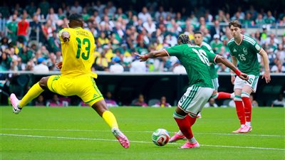 كأس العالم 2026، المكسيك يتقدم على جنوب أفريقيا 0/1 في الشوط الأول