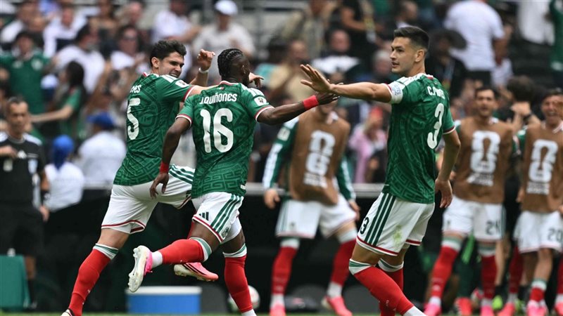 منتخب المكسيك، فيتو