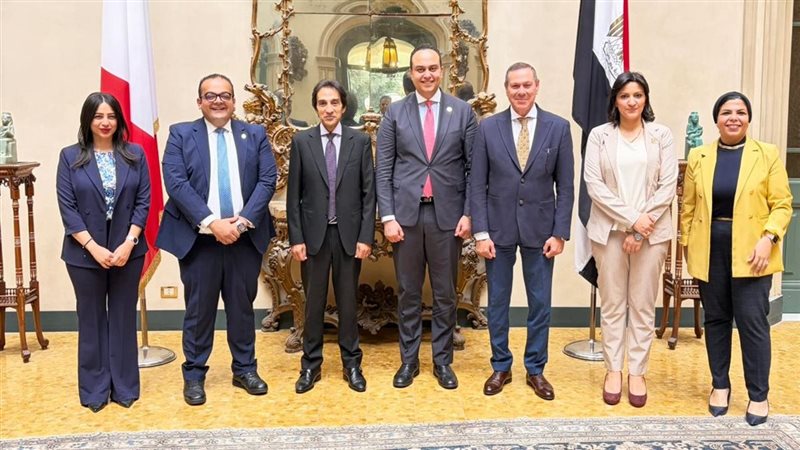  بسام راضي يستقبل