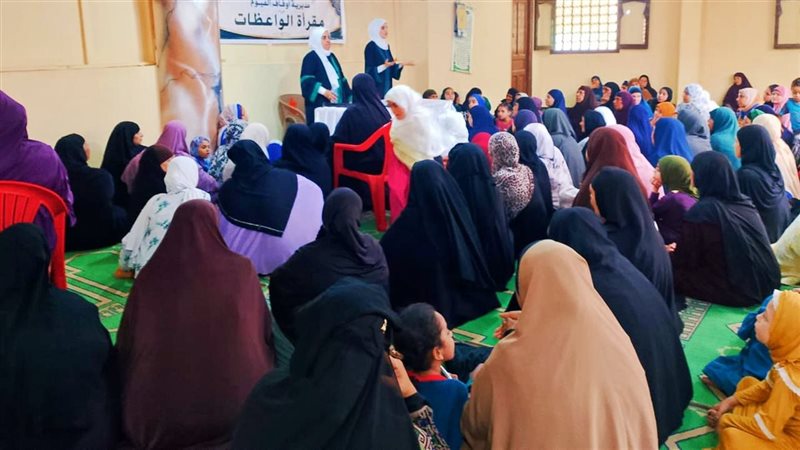 قوافل الواعظات، فيتو