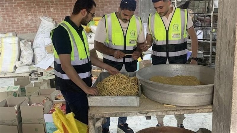 ضبط 26 ألف عبوة حلويات