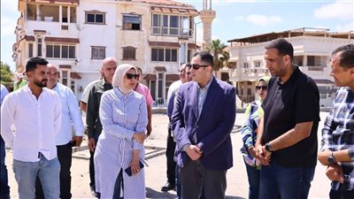 محافظ دمياط يتفقد أعمال تطوير اللسان والفنار برأس البر
