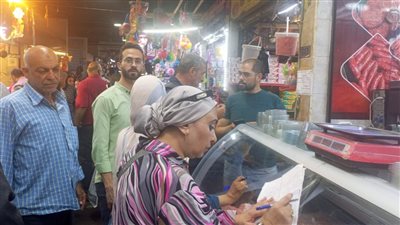 حملات مكبرة بأحياء الإسكندرية لضبط الأسواق ومتابعة الالتزام بالاشتراطات الصحية