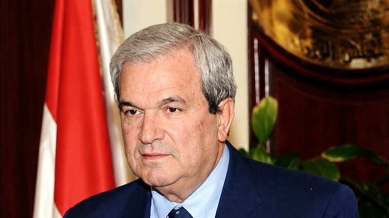 د. معتز خورشيد الباحث