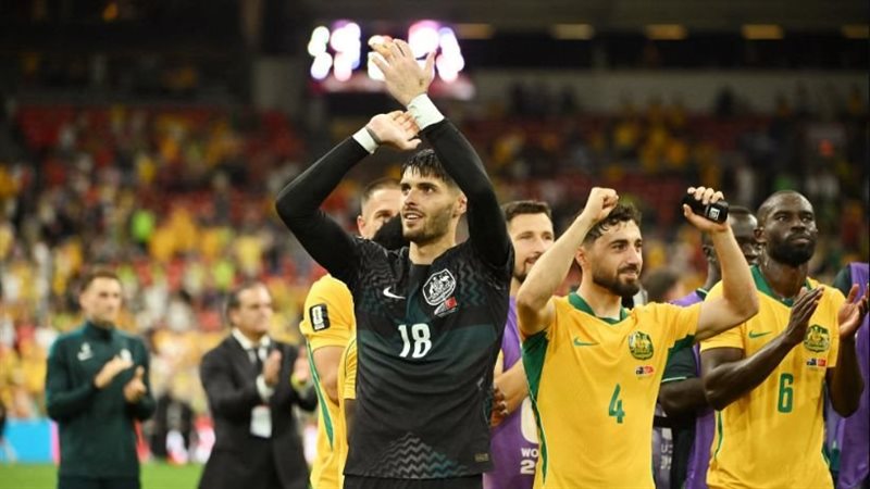 منتخب أستراليا يحتفل