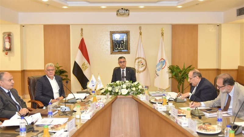 اجتماع وزير التموين،