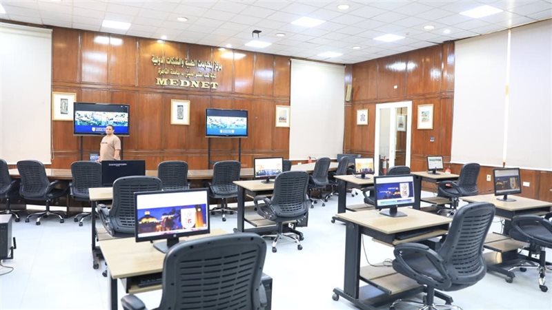 جامعة القاهرة 