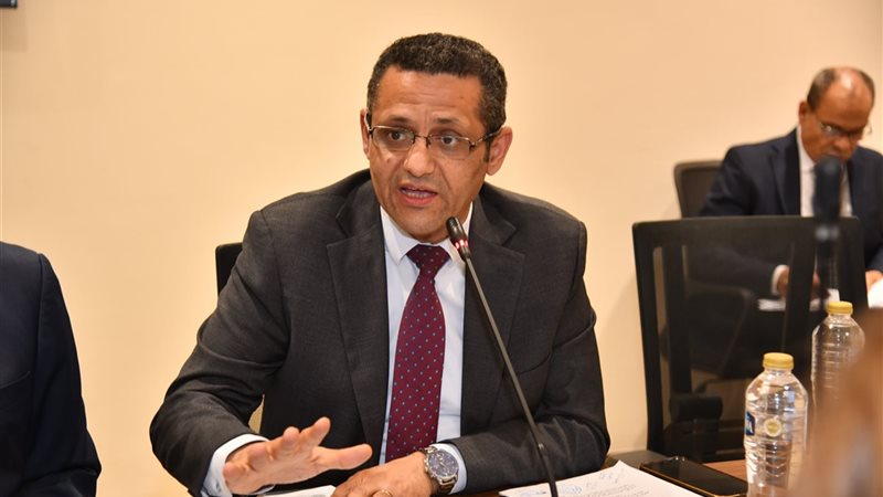 الكاتب الصحفي خالد