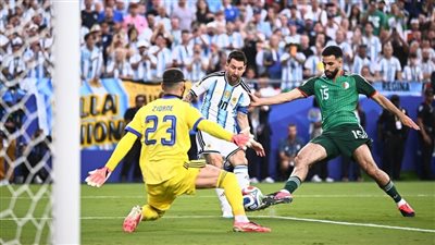 بعد هدفه الصاروخي في الجزائر، رقم قياسي جديد لـ ميسي في كأس العالم (فيديو)