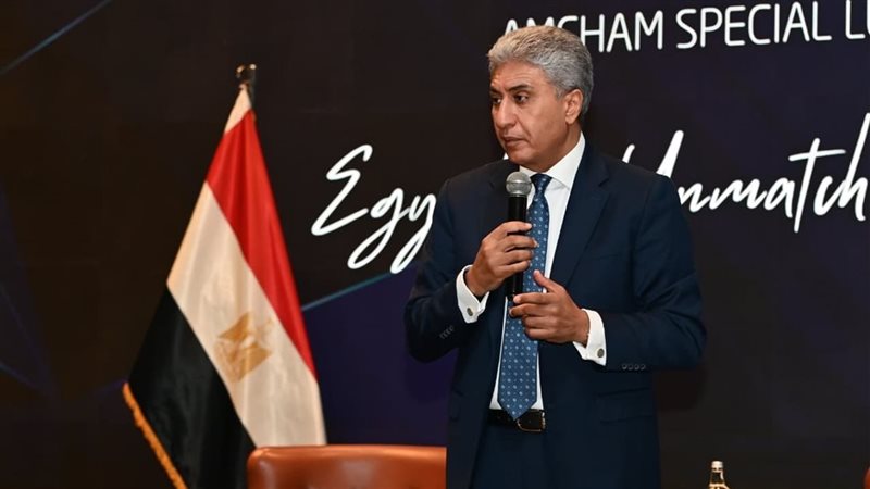 شريف فتحي وزير السياحة
