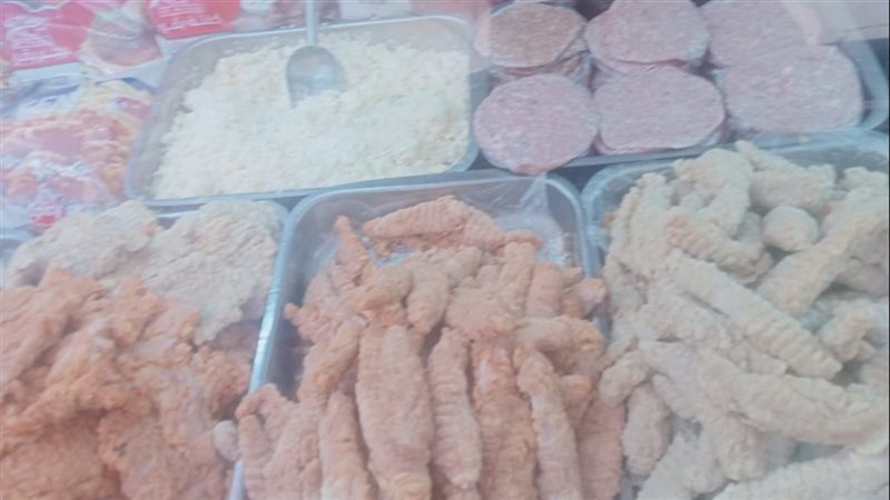 ضبط مصنعات غير صالحة