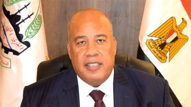 أيمن العشري