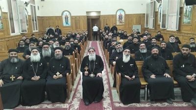 الأنبا دوماديوس: إيبارشية 6 أكتوبر تناقش تأهيل الكهنة لمواكبة العصر