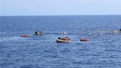 استنفار على شاطئ بورسعيد للبحث عن شاب اختفى داخل مياه البحر فجرًا وسط أمواج عاتية 
