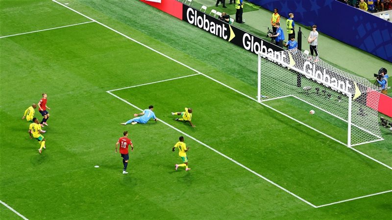 التشيك وجنوب أفريقيا،
