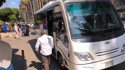محافظ الدقهلية يتابع انتظام تشغيل منظومة النقل المميز الجديدة بالمنصورة