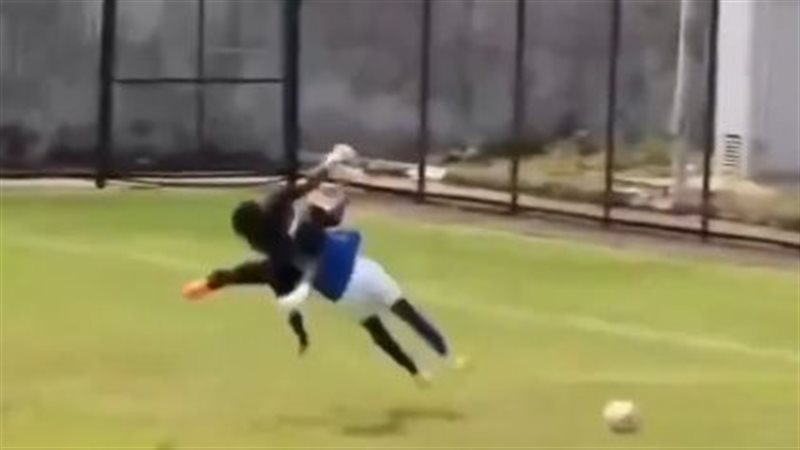 مصرع لاعب غانا ركله