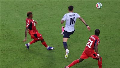 بعد إسبانيا، الرأس الأخضر يواصل كتابة التاريخ بتعادل مثير أمام أوروجواي في كأس العالم (فيديو وصور)