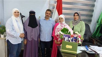 حلم البالطو الأبيض يقترب، رئيس مدينة المنصورة تكرم 