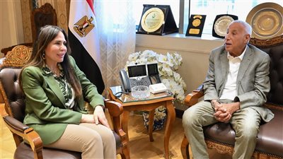 وزيرة الإسكان خلال استقبالها رئيس الزمالك: الدولة تحرص على دعم الكيانات الوطنية الكبرى