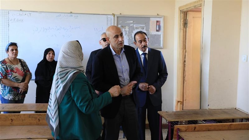 محمد عبد اللطيف وزير
