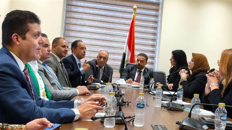 اجتماع لجنة الشباب