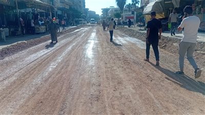 محافظ الإسكندرية: استمرار رصف الطرق لتحسين السيولة المرورية والارتقاء بجودة الخدمات المقدمة للمواطنين