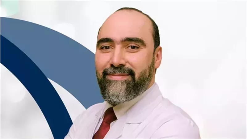 د. محمود عبد الكريم