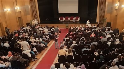 حضور كبير لعرض الفيلم النادر المُرمَّم «ثلاثية الطريق إلى الله» بالمسرح الصغير بالأوبرا