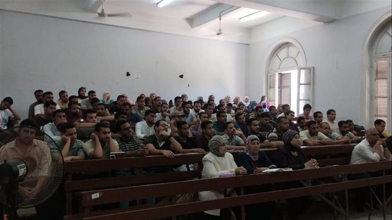 قنا، فيتو