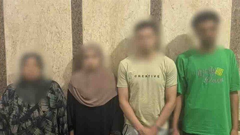المتهمون، فيتو