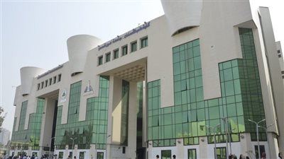 كلية طب الأسنان بجامعة عين شمس تحصل على الاعتماد الرسمي كمركز تدريب 