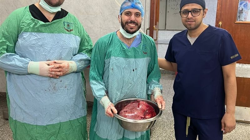 الفريق الطبي بجامعة