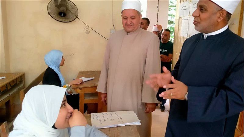 رئيس قطاع المعاهد