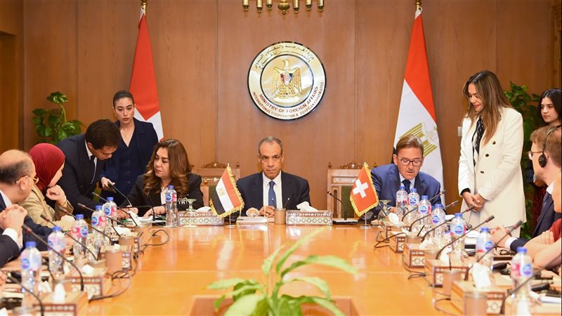 مراسم التوقيع على