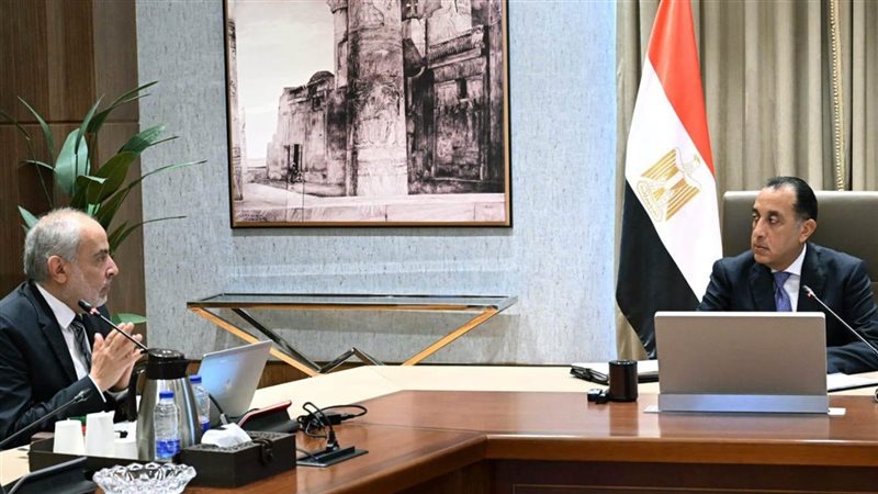 رئيس الوزراء يتابع